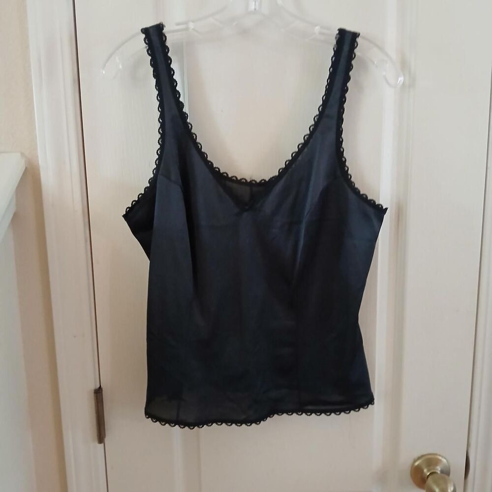 Vintage 80s Warner's Black Lace Trim Cami Top Size 36 Classic Basic Minimalist